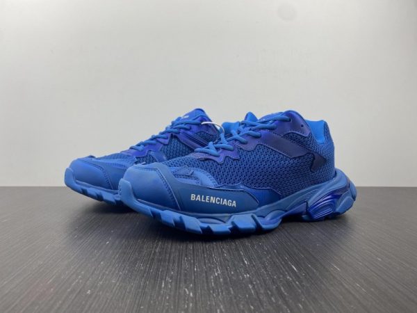 Balenciaga track