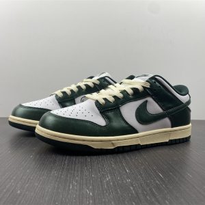 Nike Dunk Low Vintage Green