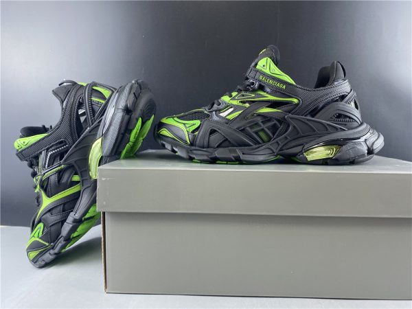 Balenciaga Trainers Track 2.0 black green