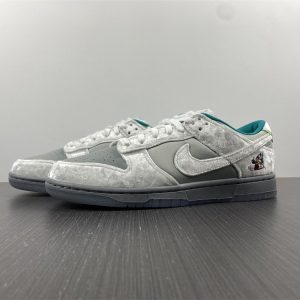 Nike Dunk LowIce and Snow Festival