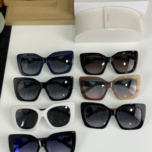 PRADA sunglass