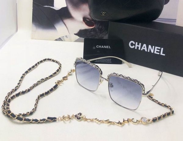 CHANEL glasses