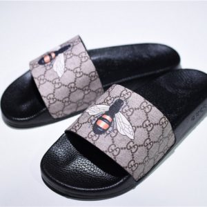 GUCCI Leather SLIDE SANDAL with PLAID BEE