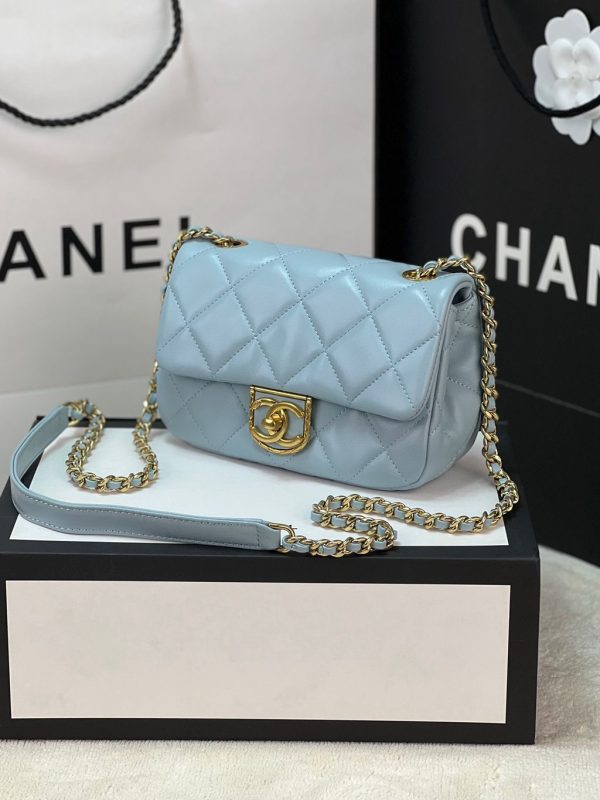 CHANEL bag